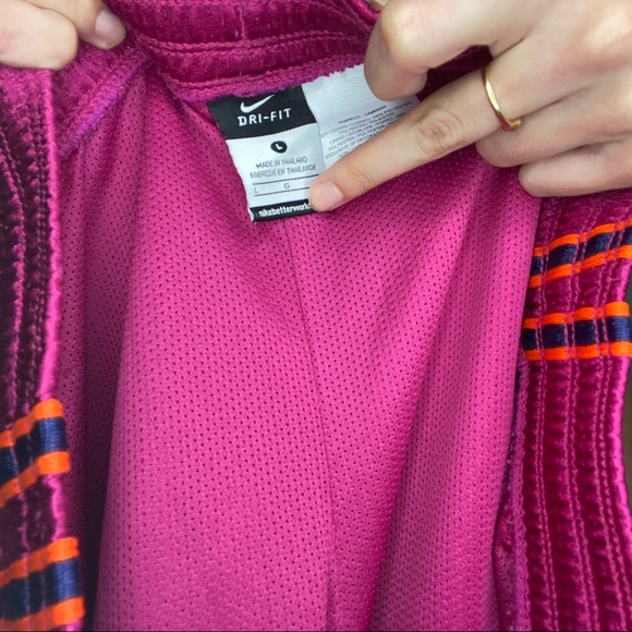 NIKE dry fit vintage retro shorts - Picture 2 of 4